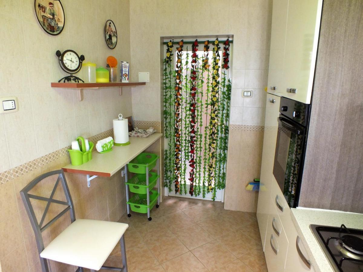 마리나디만카베르사 Casa Fronte Mare 빌라 외부 사진
